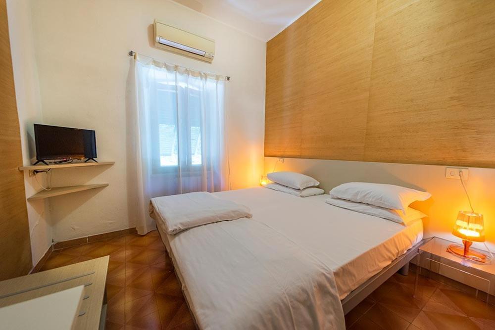 מרצ'יאנה מרינה Hotel Casa Lupi מראה חיצוני תמונה
